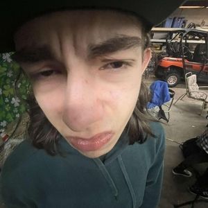 Meet your Posher, Charles